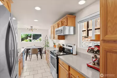 1227 S Henderson Street, Seattle, WA 98108 - Photo 12