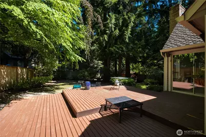 22214 NE 28th Place, Sammamish, WA 98074 - Photo 22