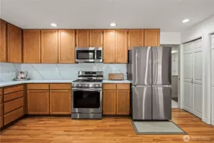 22214 NE 28th Pl, Sammamish, WA 98074 - Photo 12