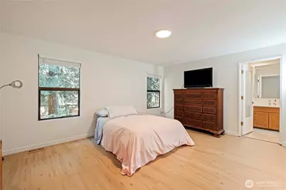22214 NE 28th Place, Sammamish, WA 98074 - Photo 14