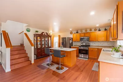 9316 Country Hollow Drive E, Puyallup, WA 98375 - Photo 12