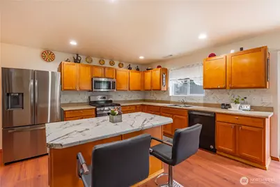 9316 Country Hollow Drive E, Puyallup, WA 98375 - Photo 14