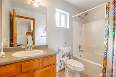 9316 Country Hollow Drive E, Puyallup, WA 98375 - Photo 32