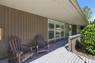 16831 186th Avenue SE, Renton, WA 98058 - Photo 4