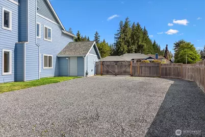 18 174th Street SW, Bothell, WA 98012 - Photo 32