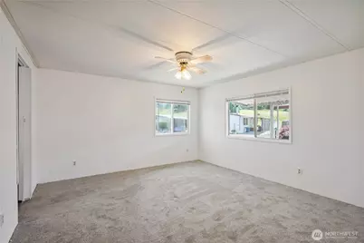 2355 Sparrow Loop #169, Kelso, WA 98626 - Photo 16