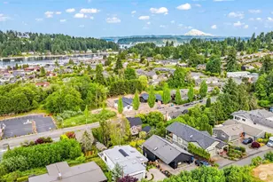 8118 Stinson Ave, Gig Harbor, WA 98332 - Photo 2