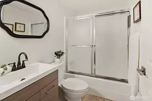 11331 NE 129th St, Kirkland, WA 98034 - Photo 18