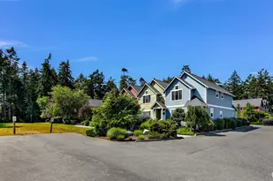 200 NW 1st St, Coupeville, WA 98239 - Photo 2
