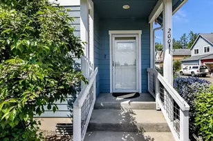 200 NW 1st St, Coupeville, WA 98239 - Photo 4