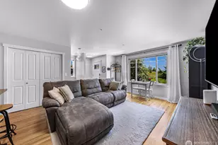 200 NW 1st St, Coupeville, WA 98239 - Photo 6