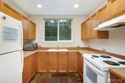 12712 Admiralty Way #G302, Everett, WA 98204 - Photo 18