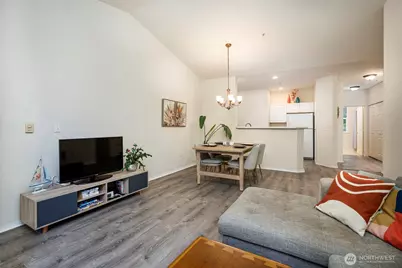 12712 Admiralty Way #G302, Everett, WA 98204 - Photo 4