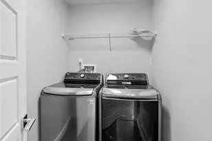 12302 SE 46th Ct, Bellevue, WA 98006 - Photo 18