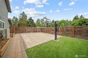 12302 SE 46th Ct, Bellevue, WA 98006 - Photo 34