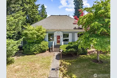 403 N Macleod Avenue, Arlington, WA 98223 - Photo 2