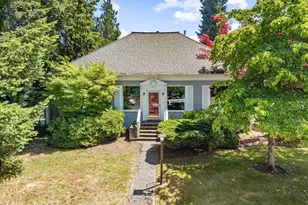 403 N Macleod Ave, Arlington, WA 98223 - Photo 2