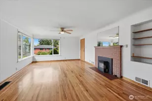 3733 SW Webster St, Seattle, WA 98126 - Photo 4