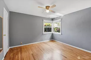 3733 SW Webster St, Seattle, WA 98126 - Photo 8
