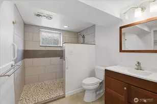 3733 SW Webster St, Seattle, WA 98126 - Photo 16