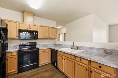18615 101st Avenue Ct E #260, Puyallup, WA 98375 - Photo 4