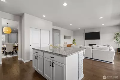 19042 123rd Avenue SE, Renton, WA 98058 - Photo 10