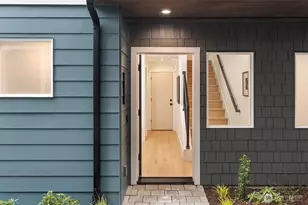 533 B N 70th St, Seattle, WA 98103 - Photo 2