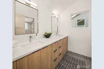 533 B N 70th Street, Seattle, WA 98103 - Photo 16
