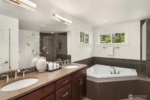 12512 NE 73rd St, Kirkland, WA 98033 - Photo 26