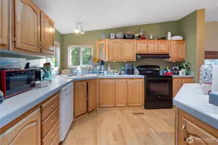 11355 Fairview Blvd SW, Port Orchard, WA 98367 - Photo 8