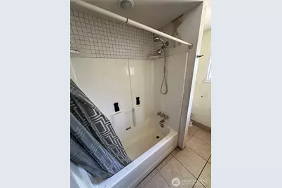 2712 67th Avenue W, University Place, WA 98466 - Photo 16