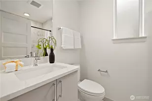 7013 9th Ave NE, Seattle, WA 98115 - Photo 14