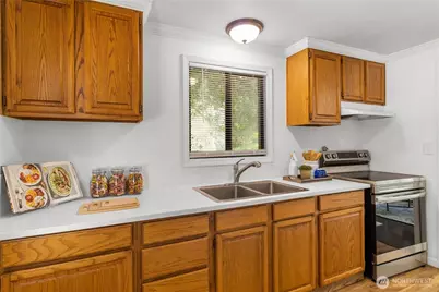 12656 74th Place S, Seattle, WA 98178 - Photo 10