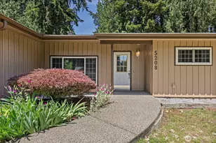 5208 Brentwood Dr SE, Lacey, WA 98503 - Photo 2