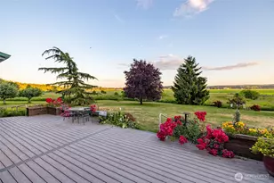 2322 Pioneer Hwy, Stanwood, WA 98292 - Photo 4