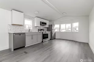 210 37th St SE, Auburn, WA 98002 - Photo 10