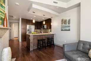 10610 NE 9th Pl, Bellevue, WA 98004 - Photo 10