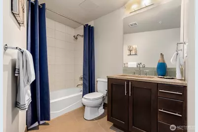 10610 NE 9th Place #1603, Bellevue, WA 98004 - Photo 18