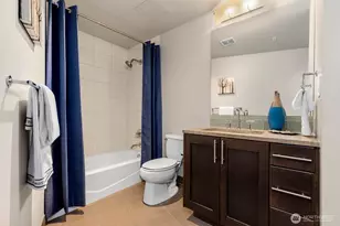 10610 NE 9th Pl, Bellevue, WA 98004 - Photo 18