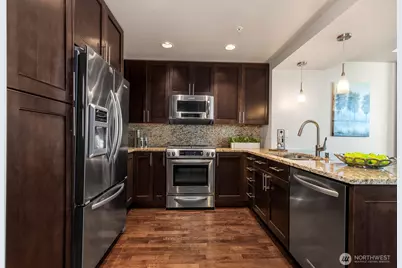 10610 NE 9th Place #1603, Bellevue, WA 98004 - Photo 4