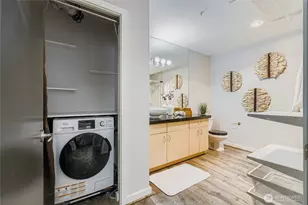 103 Bellevue Ave E, Seattle, WA 98102 - Photo 12