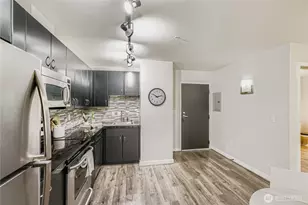 103 Bellevue Ave E, Seattle, WA 98102 - Photo 6