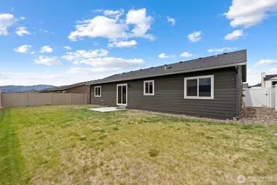 2468 3rd Street SE, East Wenatchee, WA 98802 - Photo 26