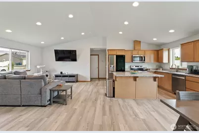 2468 3rd Street SE, East Wenatchee, WA 98802 - Photo 6