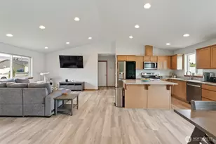 2468 3rd St SE, East Wenatchee, WA 98802 - Photo 6