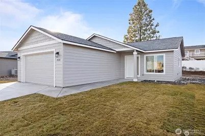 904 La Vista Drive, Warden, WA 98857 - Photo 1