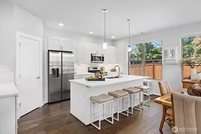 9 150th Place SE, Lynnwood, WA 98087 - Photo 8