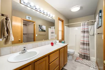22736 Buchanan Street, Mount Vernon, WA 98273 - Photo 14