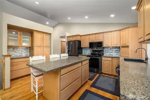 22736 Buchanan St, Mount Vernon, WA 98273 - Photo 10