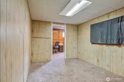 707 Alvord Avenue N, Kent, WA 98031 - Photo 22